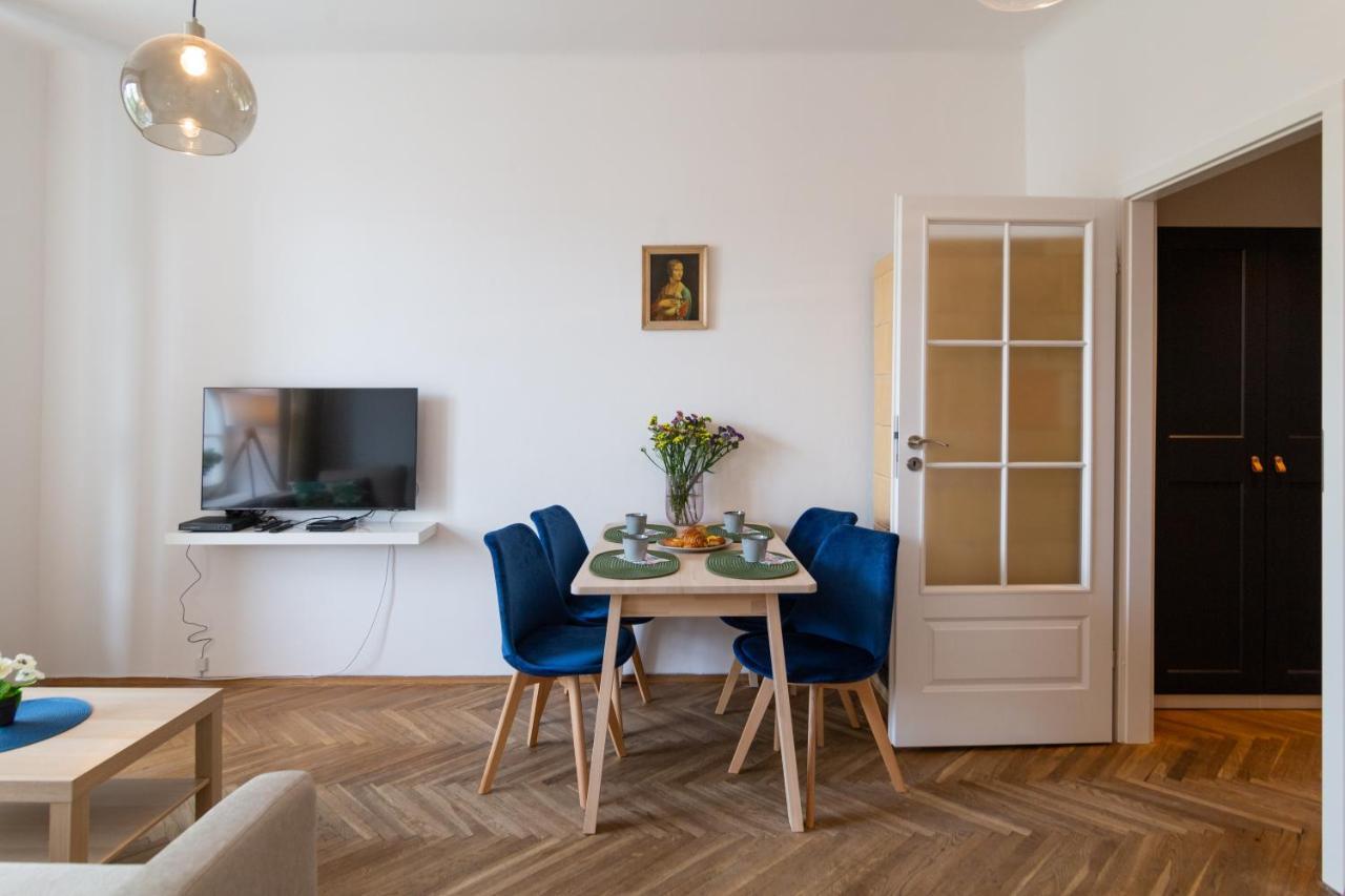 Old Town Charming Cozy Fully Equipped Apartman Krakkó Kültér fotó