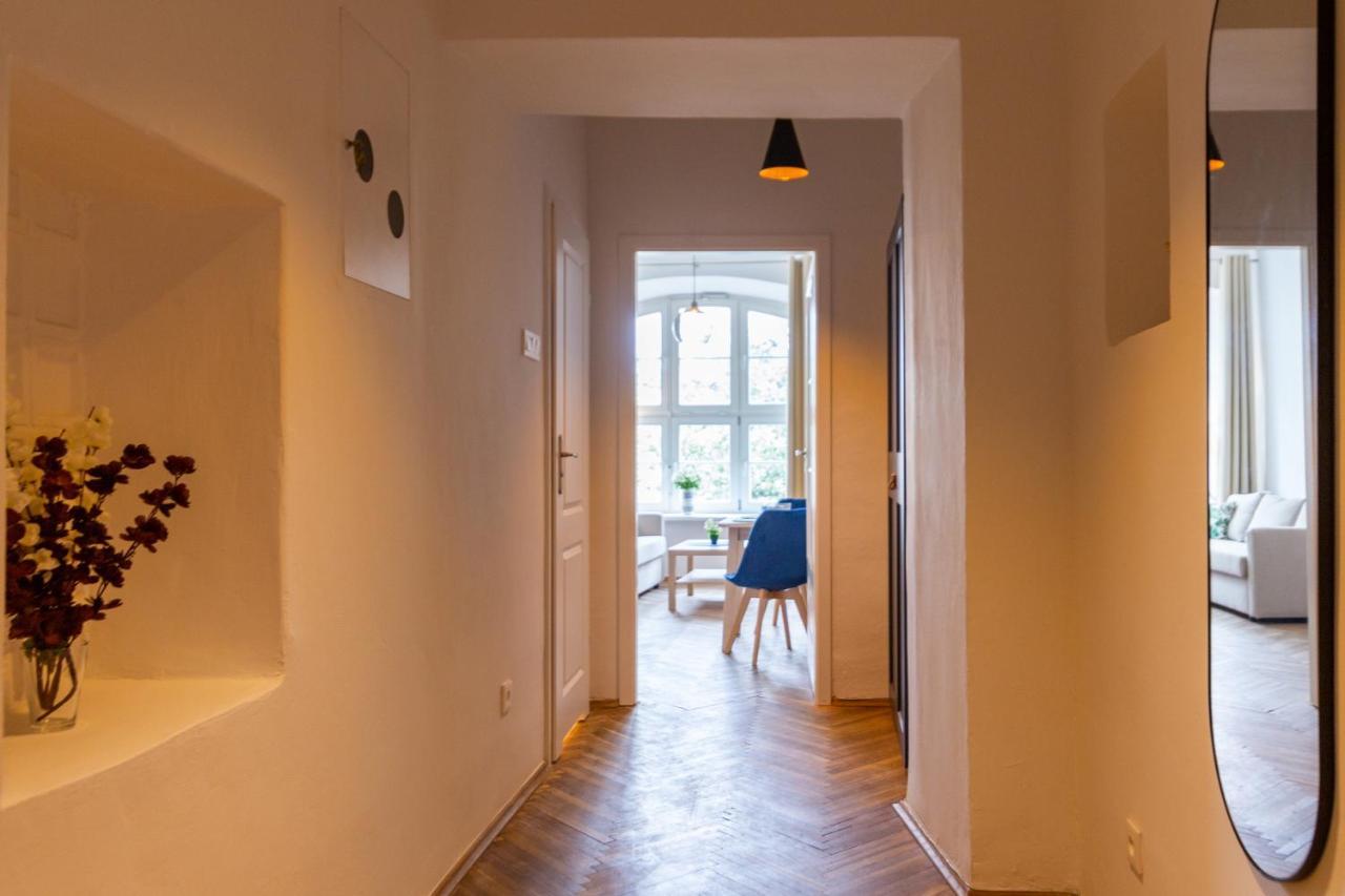 Old Town Charming Cozy Fully Equipped Apartman Krakkó Kültér fotó